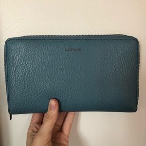 Matt & Nat Travel Wallet